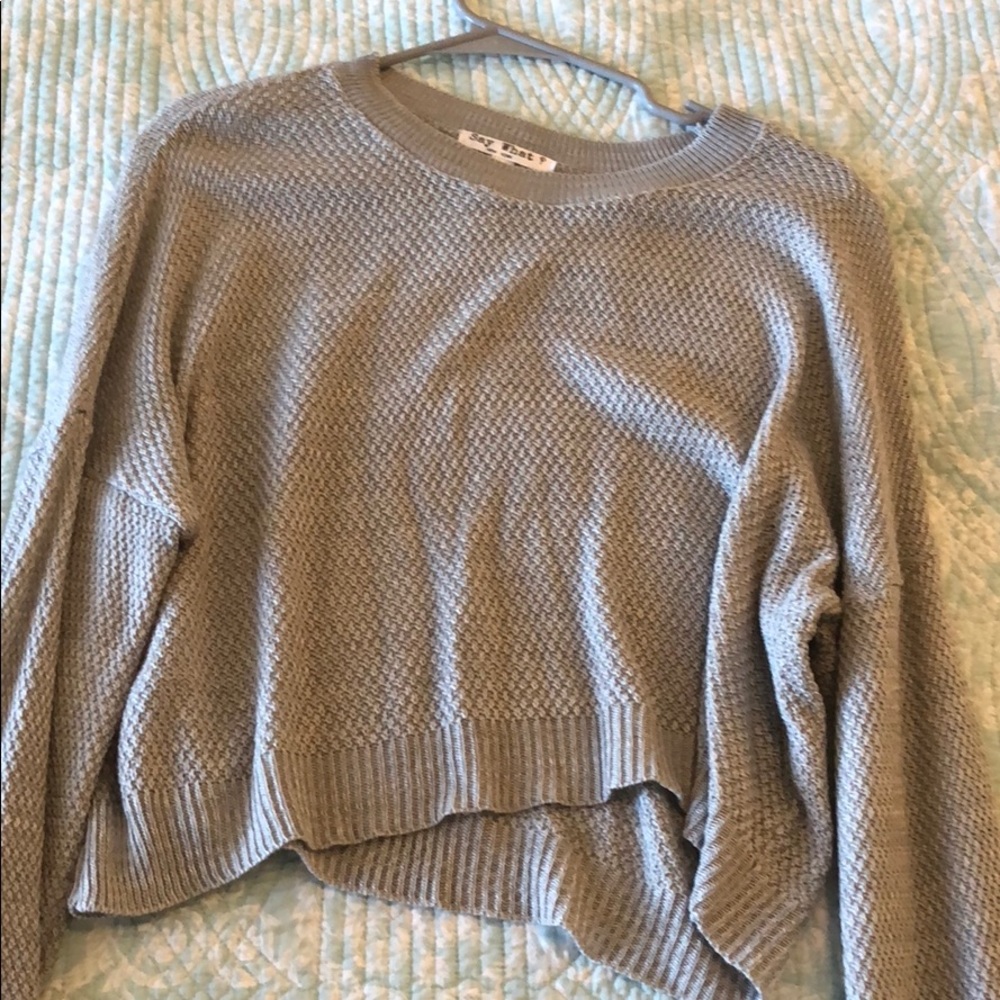 Crop top sweater